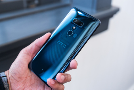 HTC U12